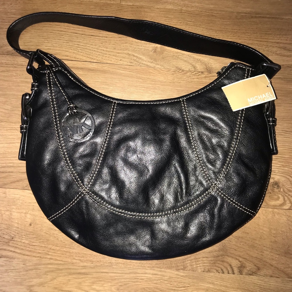 Michael Kors NWT Black Leather MD hobo bag handbag